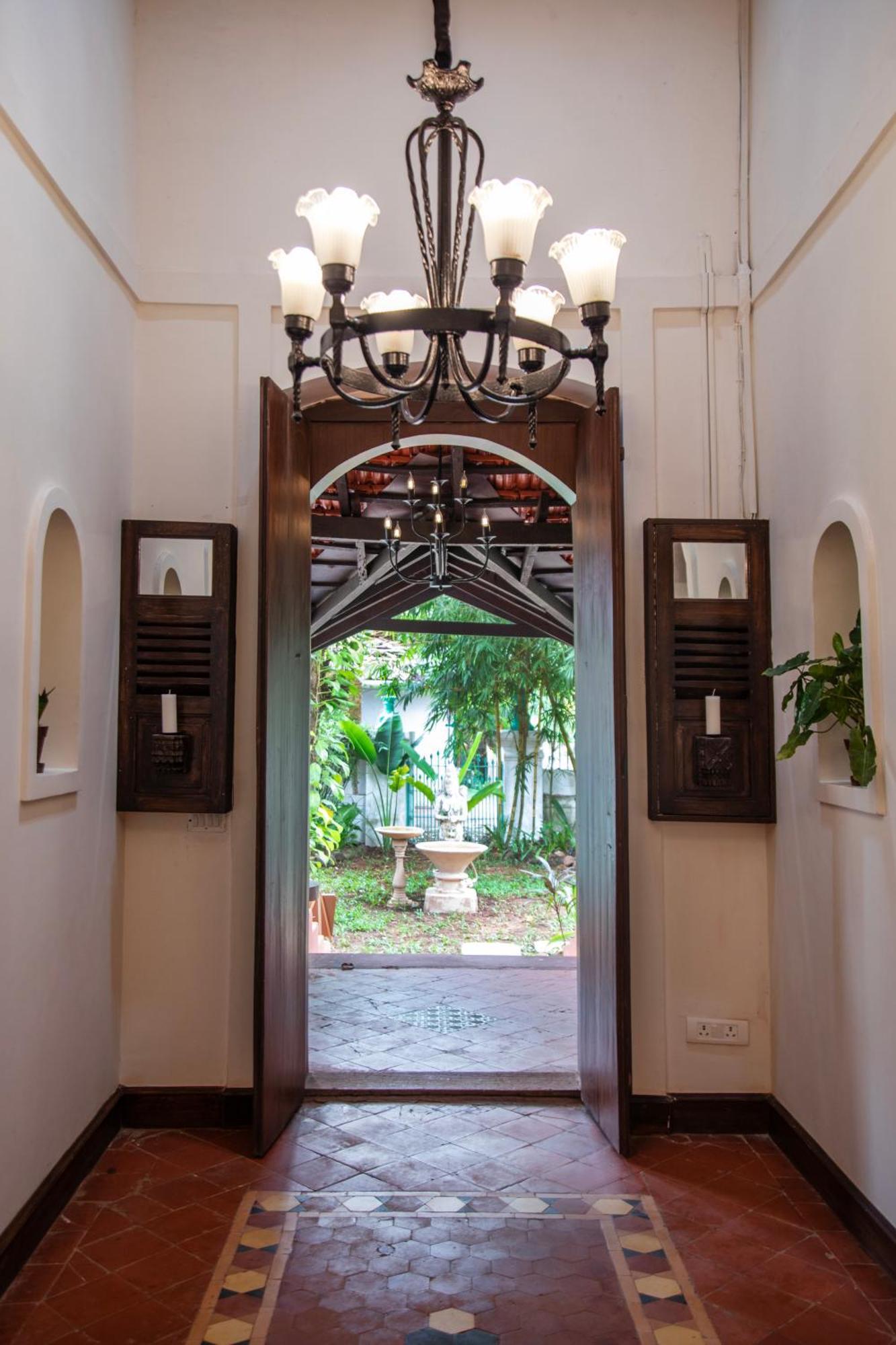 Lamrin Ucassaim Goa An Indo Portuguese Hotel Moira Esterno foto